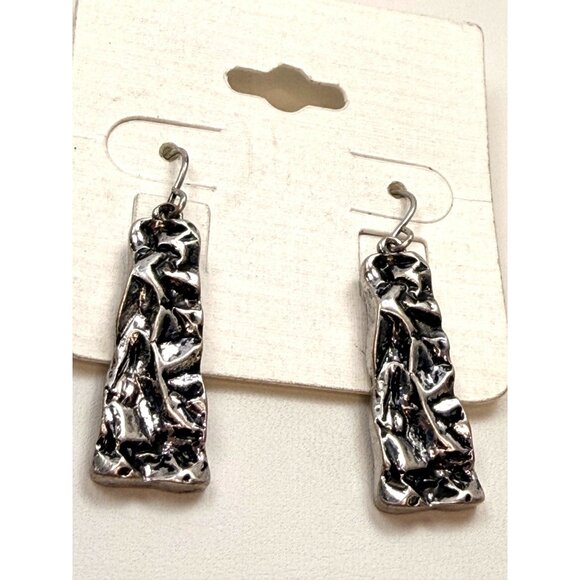 Textured Silver-Tone Dangle Earrings With Abstract Design - Picture 3 of 5